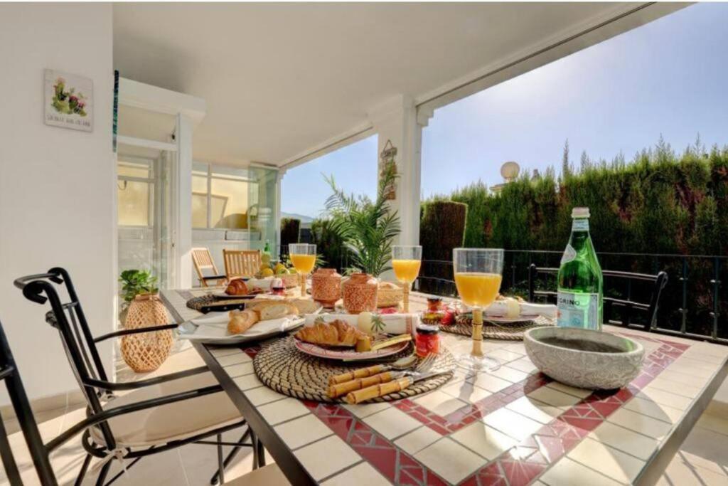 Apartamento Aloha Gardens In Puerto Banus Marbella Exterior foto